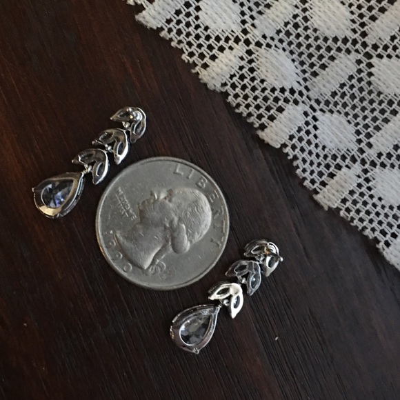 Crystal Leaf Drop Earrings - Picture 3 of 8